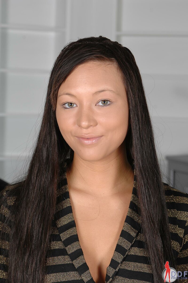 Ксения, 21